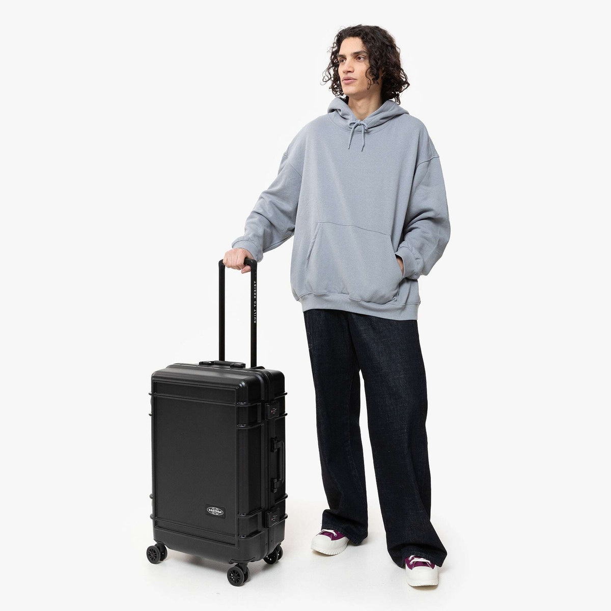 Eastpak Resist'R Case Spinner (4 wheels) black