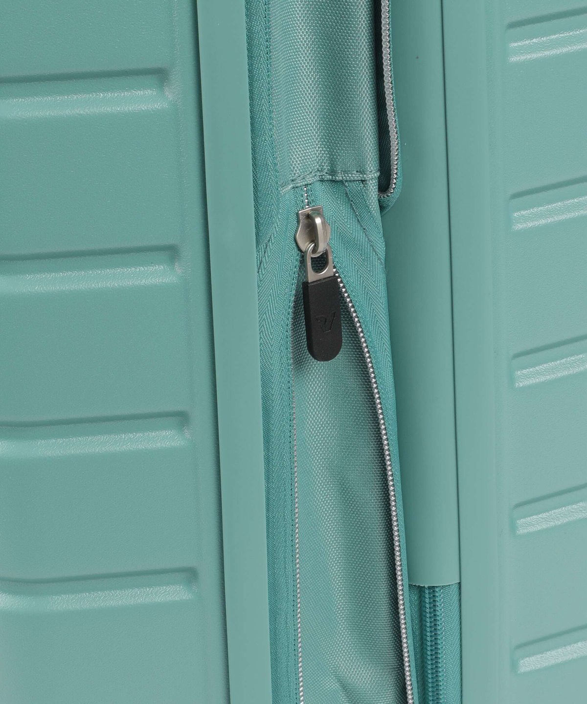 Roncato ReLife Spinner (4 wheels) salvia