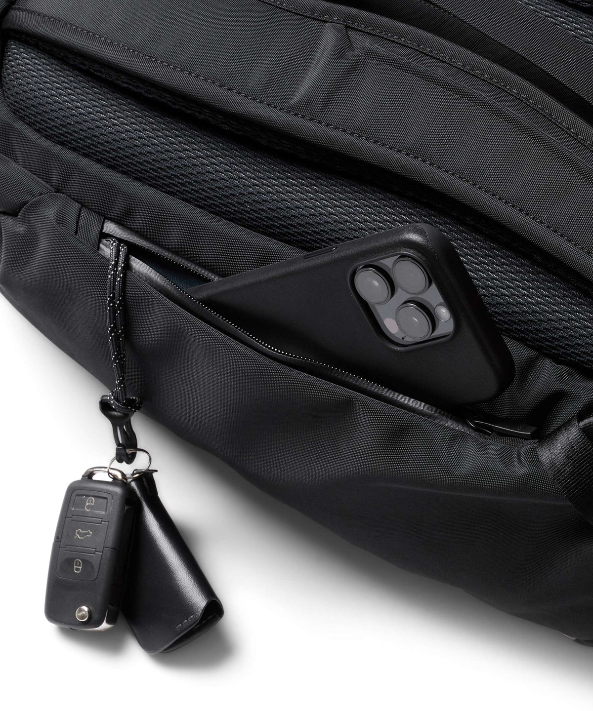 Bellroy Transit 22L Pro Backpack black