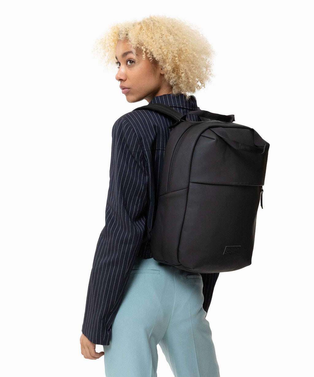 Eastpak Tecum Backpack cnnct matte black