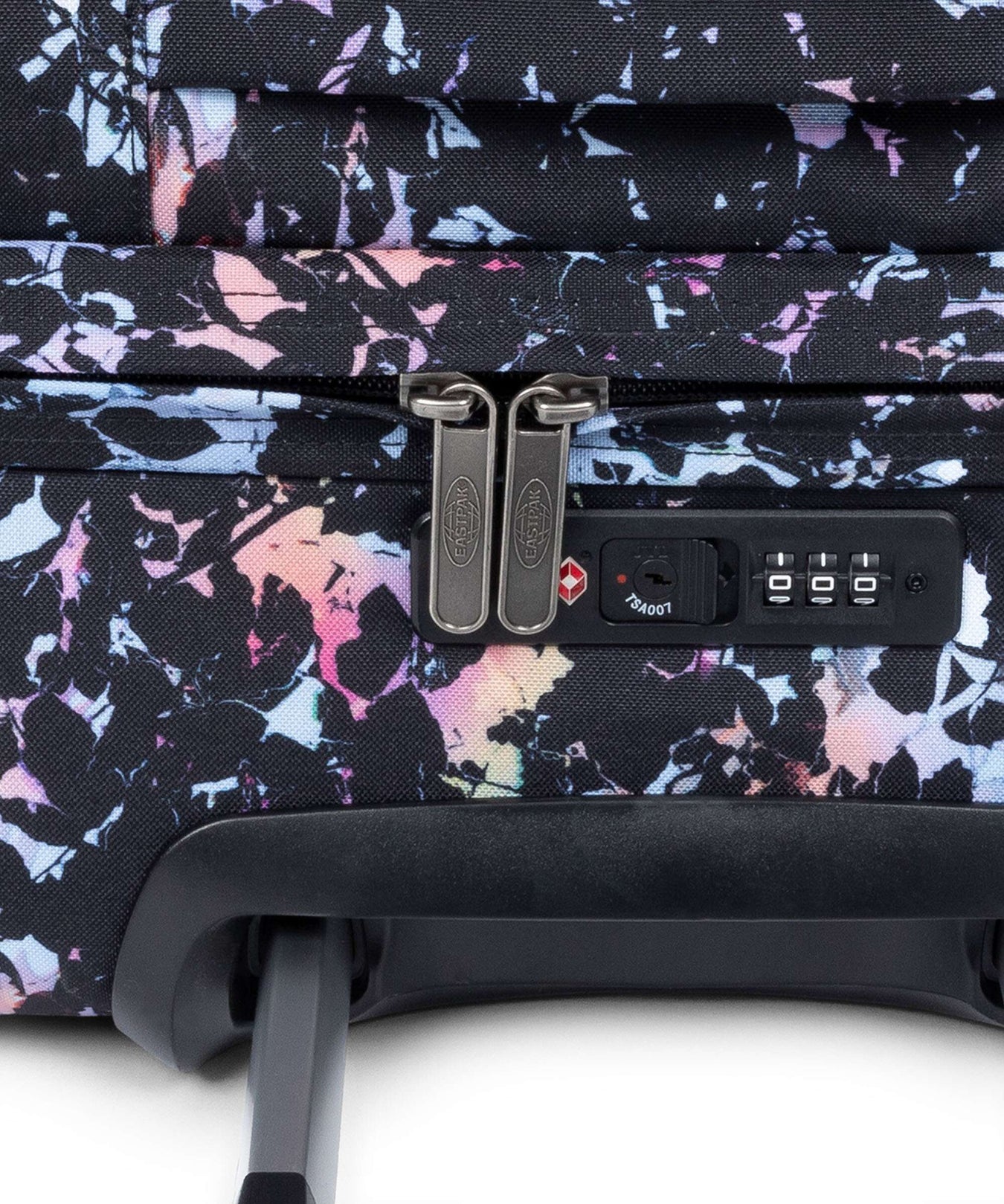 Eastpak Transit'R M Travel bag with wheels camouflora light