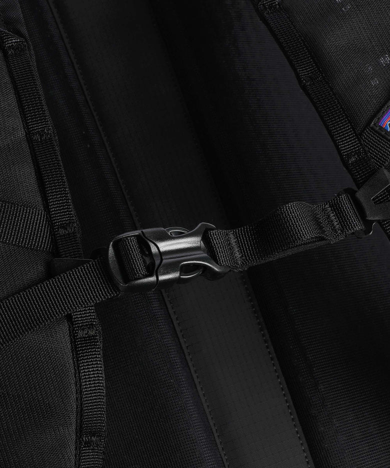 Patagonia Terravia 28 L Hiking backpack black