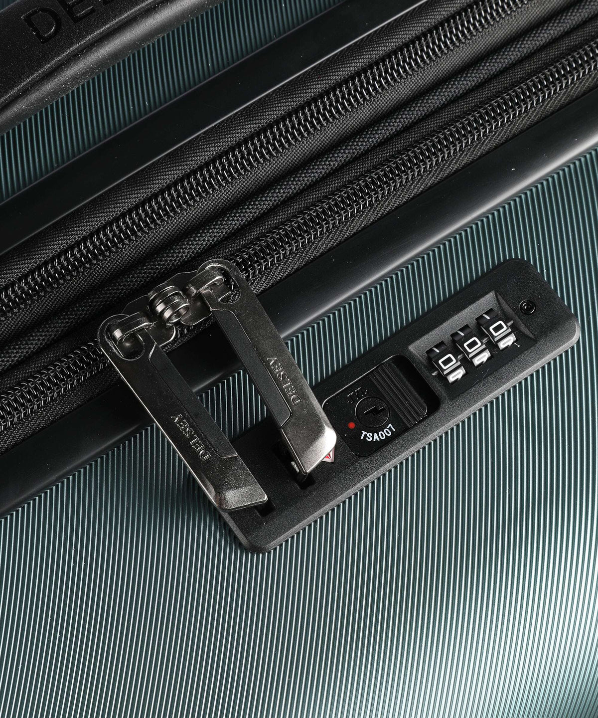 Delsey Paris Air Armour Spinner (4 wheels) grün