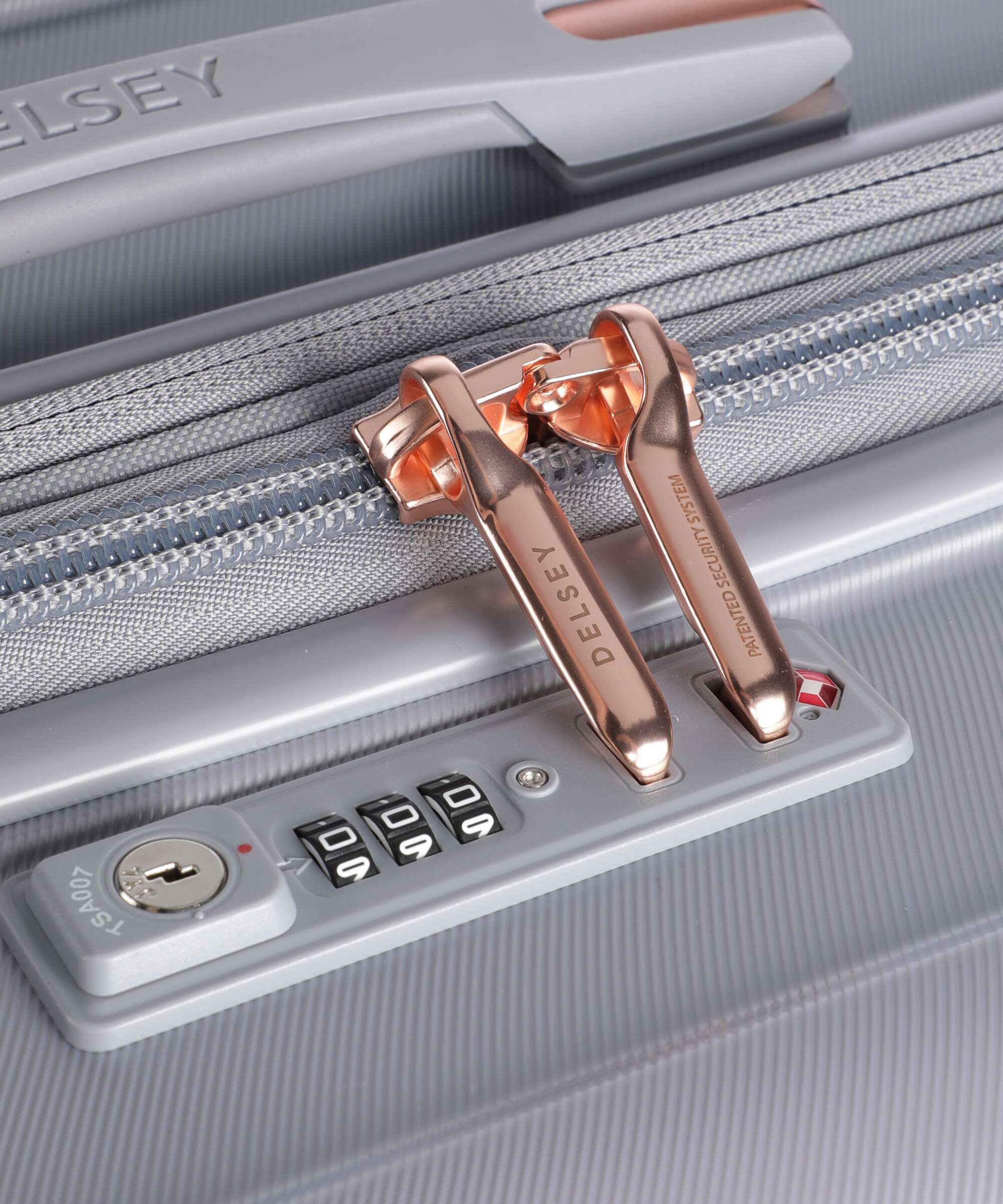 Delsey Paris Shadow 5.0 Spinner (4 wheels) platinum