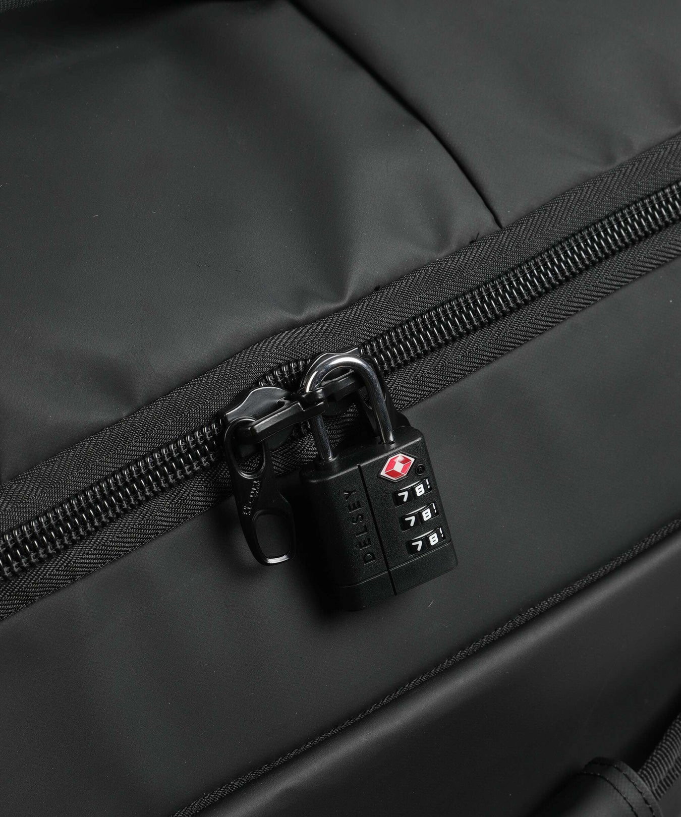 Delsey Paris Aventure Weekend bag schwarz