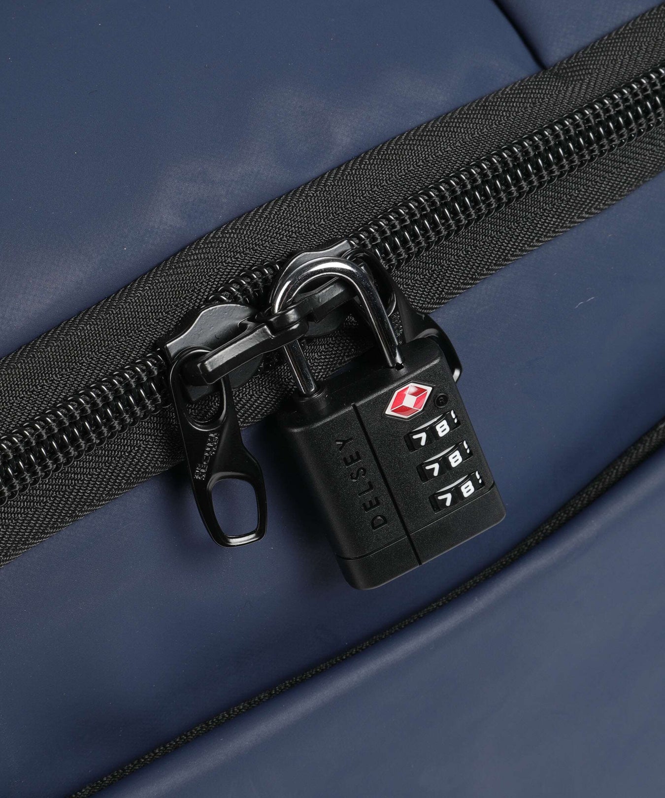 Delsey Paris Aventure Weekend bag marineblau