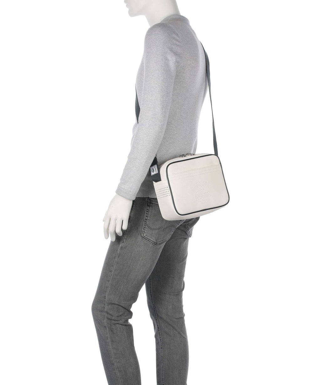 Lacoste Club 1930 Crossbody bag farine sinople