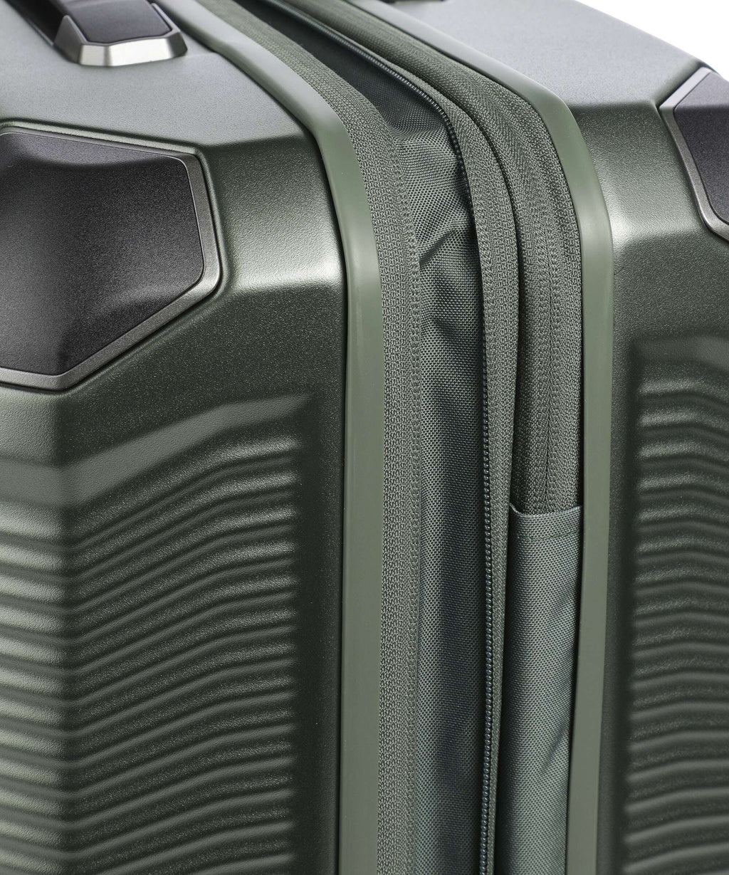 Travelite Millenium Spinner (4 wheels) pine green