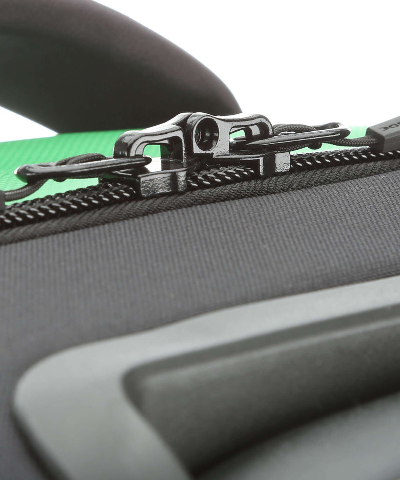 Vaude Rotuma 65 Travel bag with wheels apple green