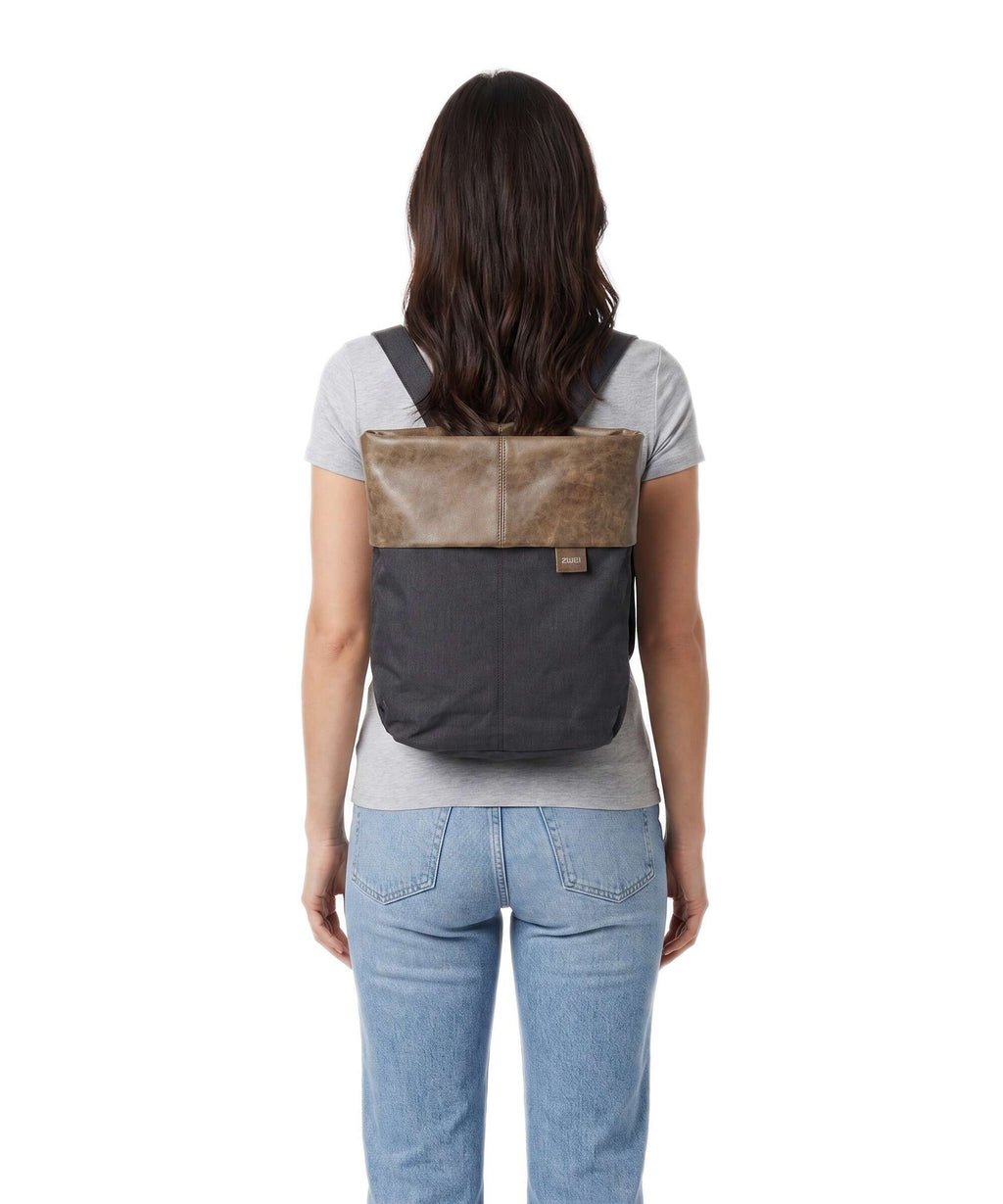 Zwei Olli OR12 Backpack bag night