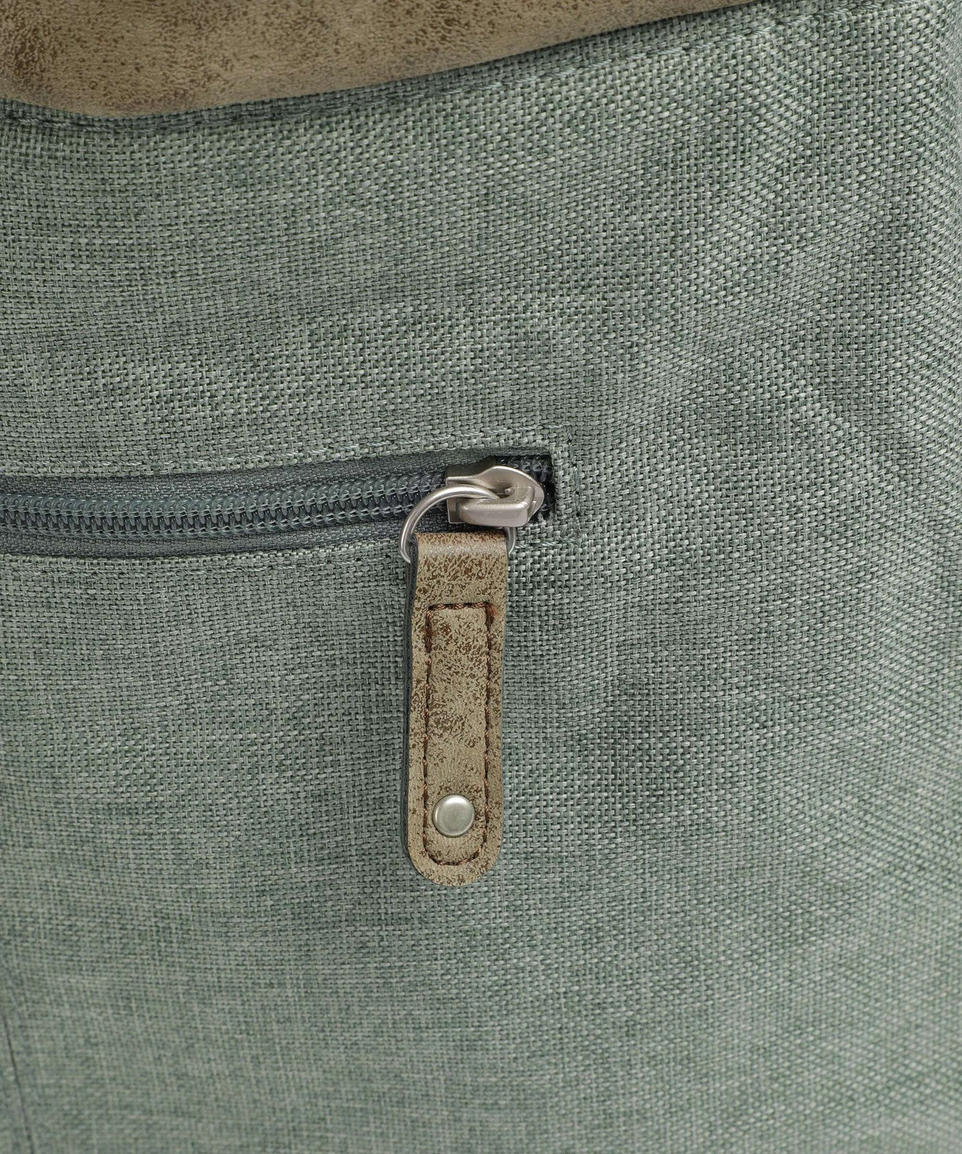 Zwei Olli OT12 Hobo bag eucalyptus