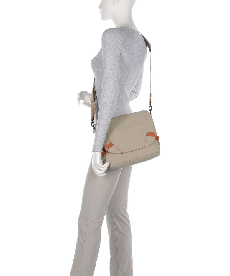 Aunts & Uncles Japan Sendai Messenger bag nomad