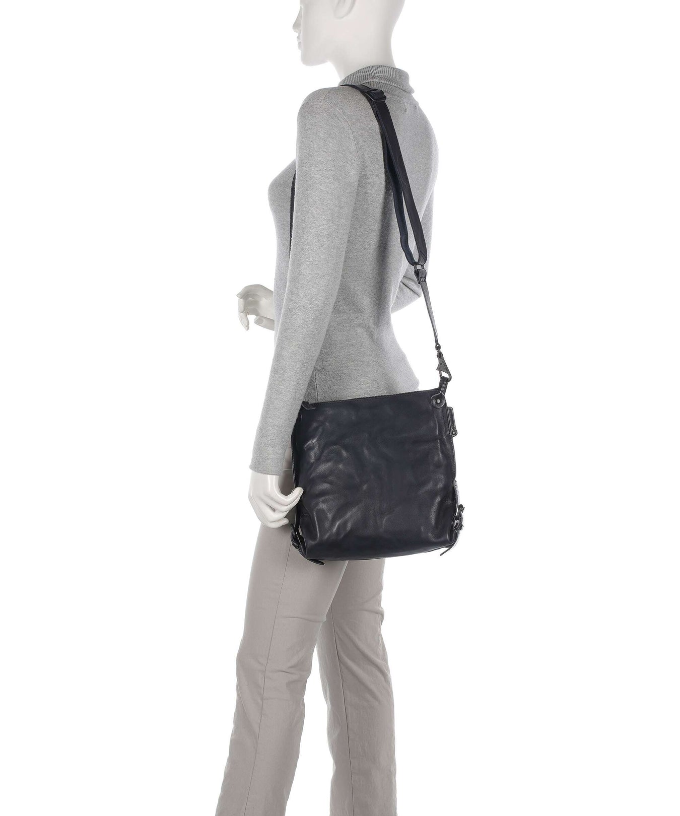 Aunts & Uncles Grandma's Luxury Club Mrs. Raisin Cookie Crossbody bag night sky 