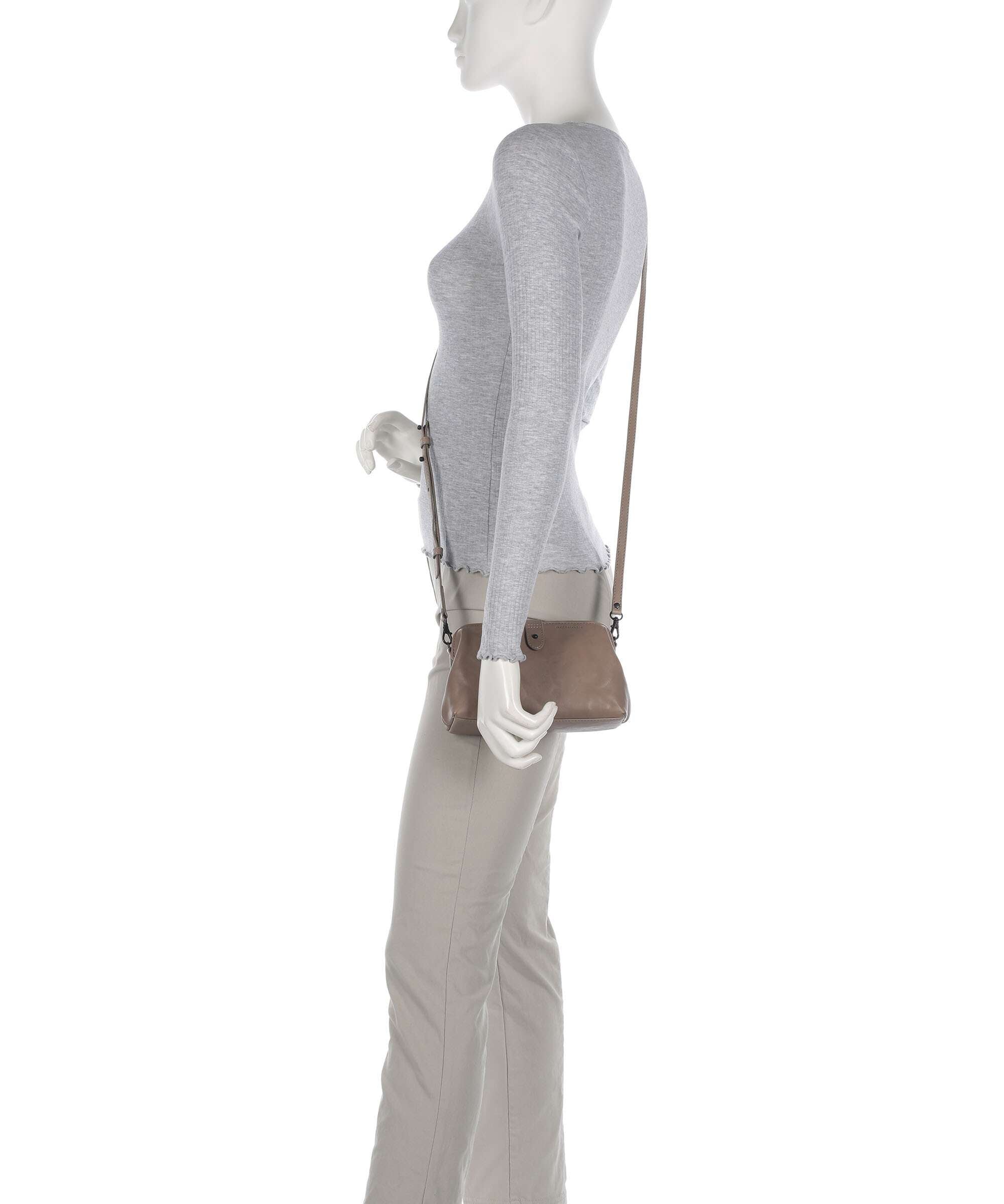 Aunts & Uncles Grandma's Luxury Club Mrs. Eclair Crossbody bag cashmere