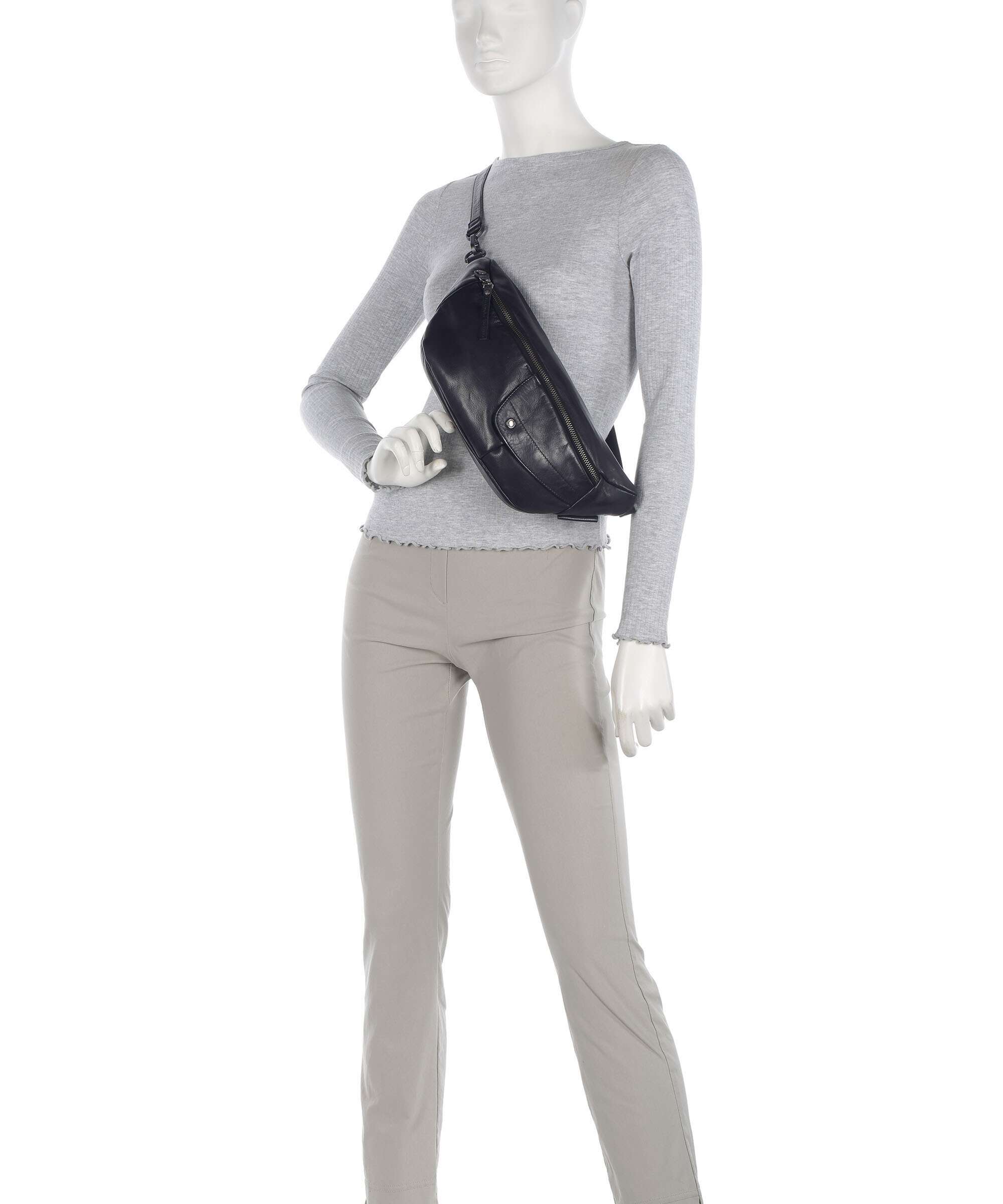 Aunts & Uncles Guerilla Gardeners Reese Fanny pack tap shoe