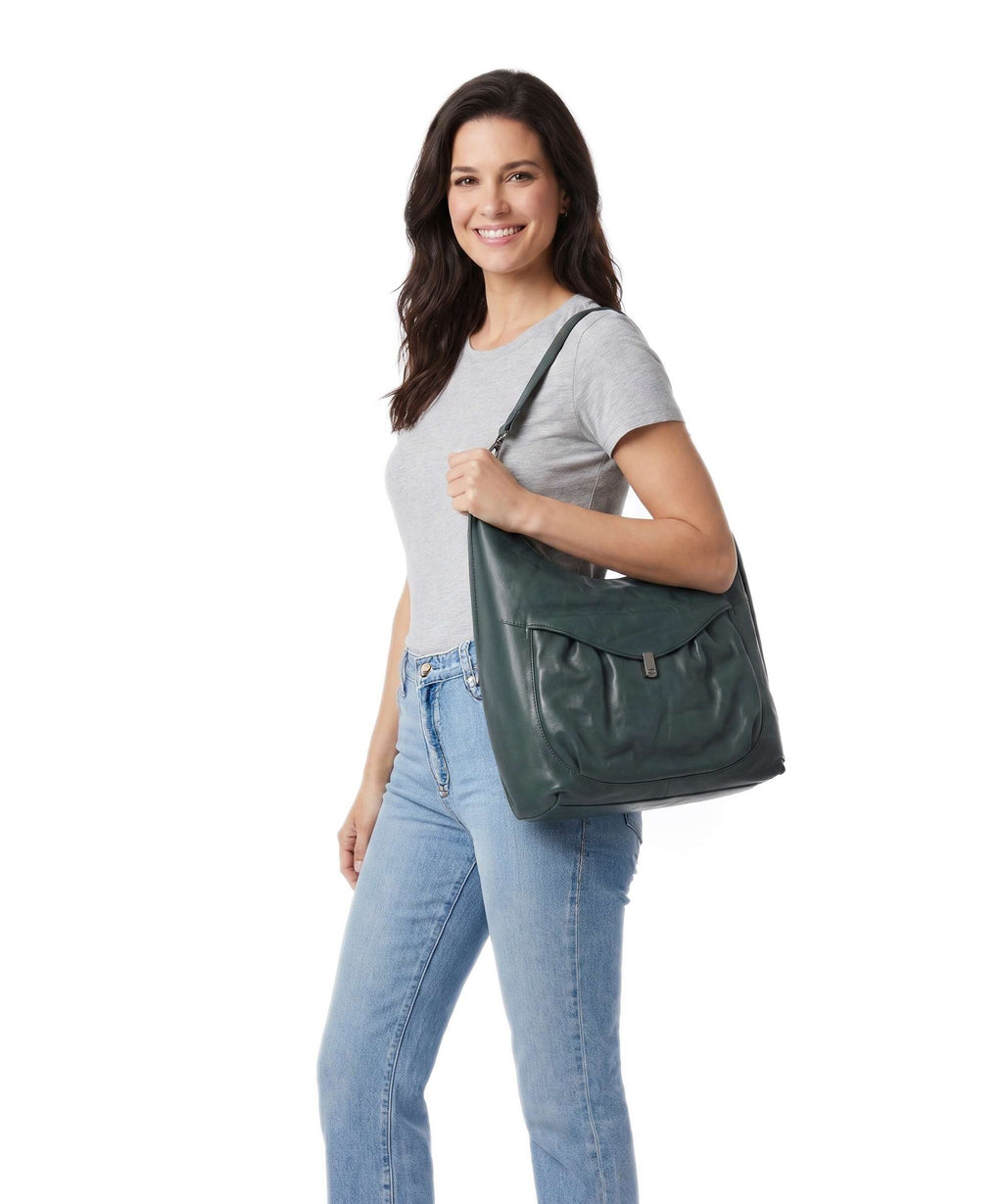 Aunts & Uncles Grandma's Luxury Club Mrs. Banoffee Pie Hobo bag green jewel