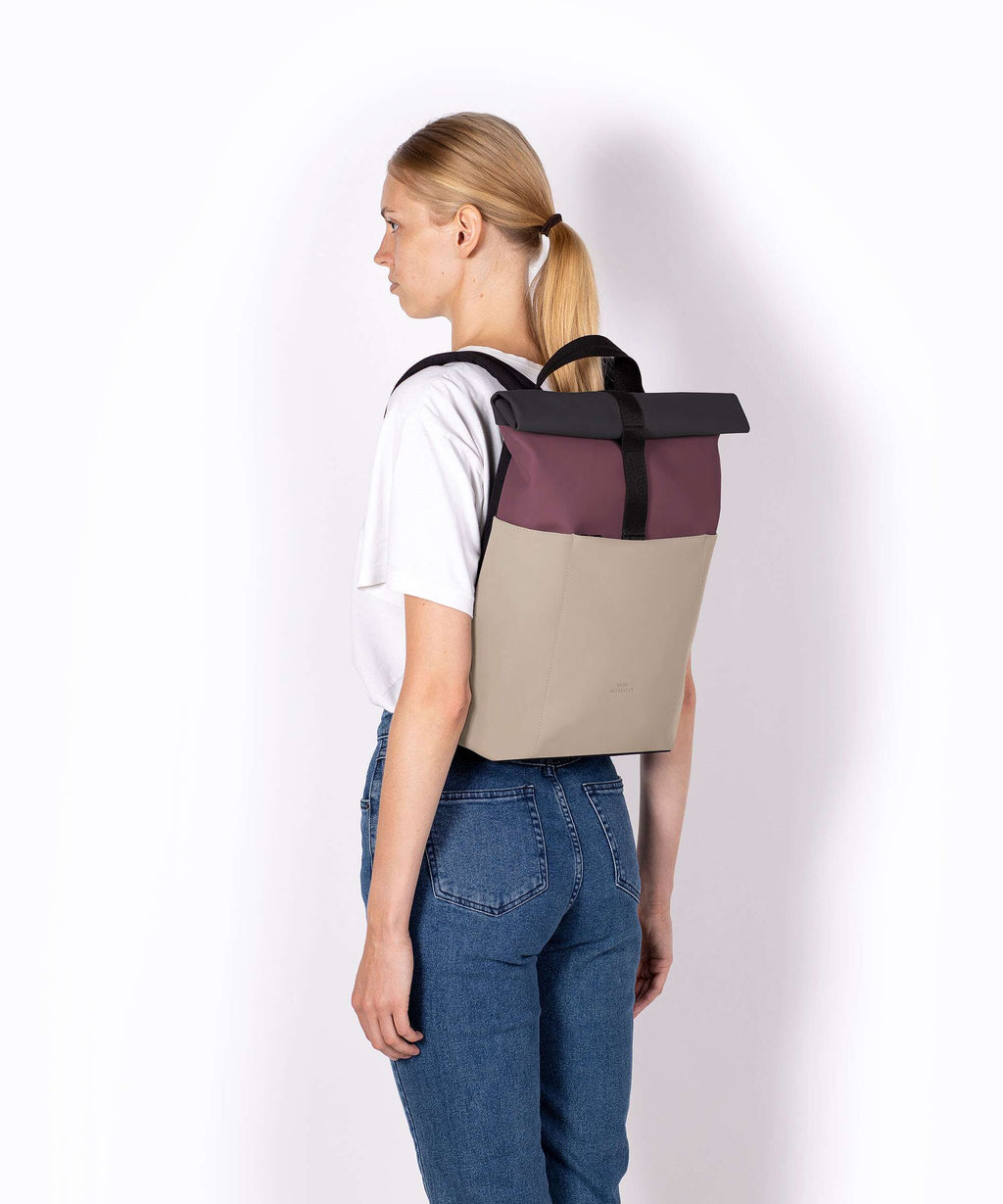 Ucon Acrobatics Aloe Hajo Mini Rolltop backpack light grey