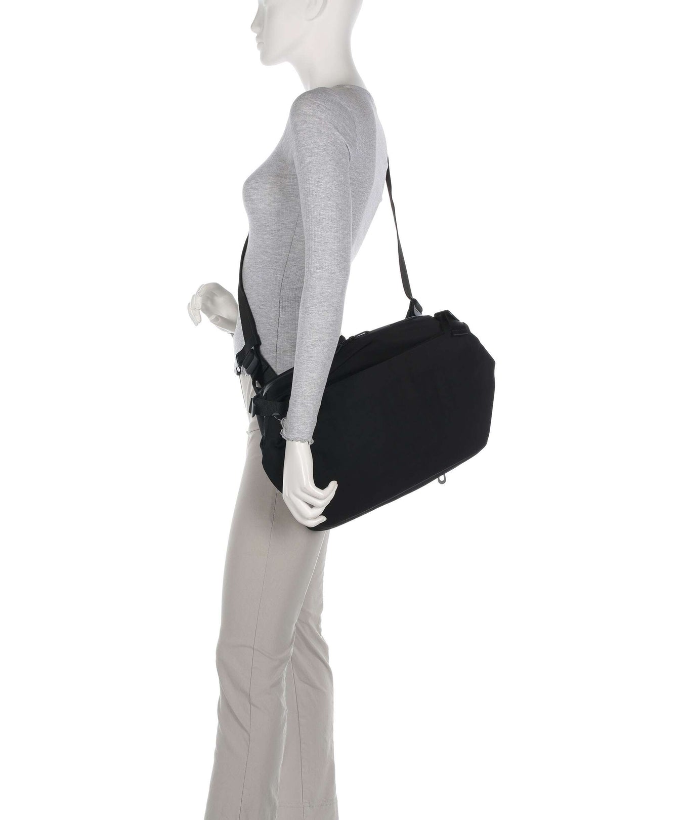 Côte&Ciel Smooth Messenger bag black