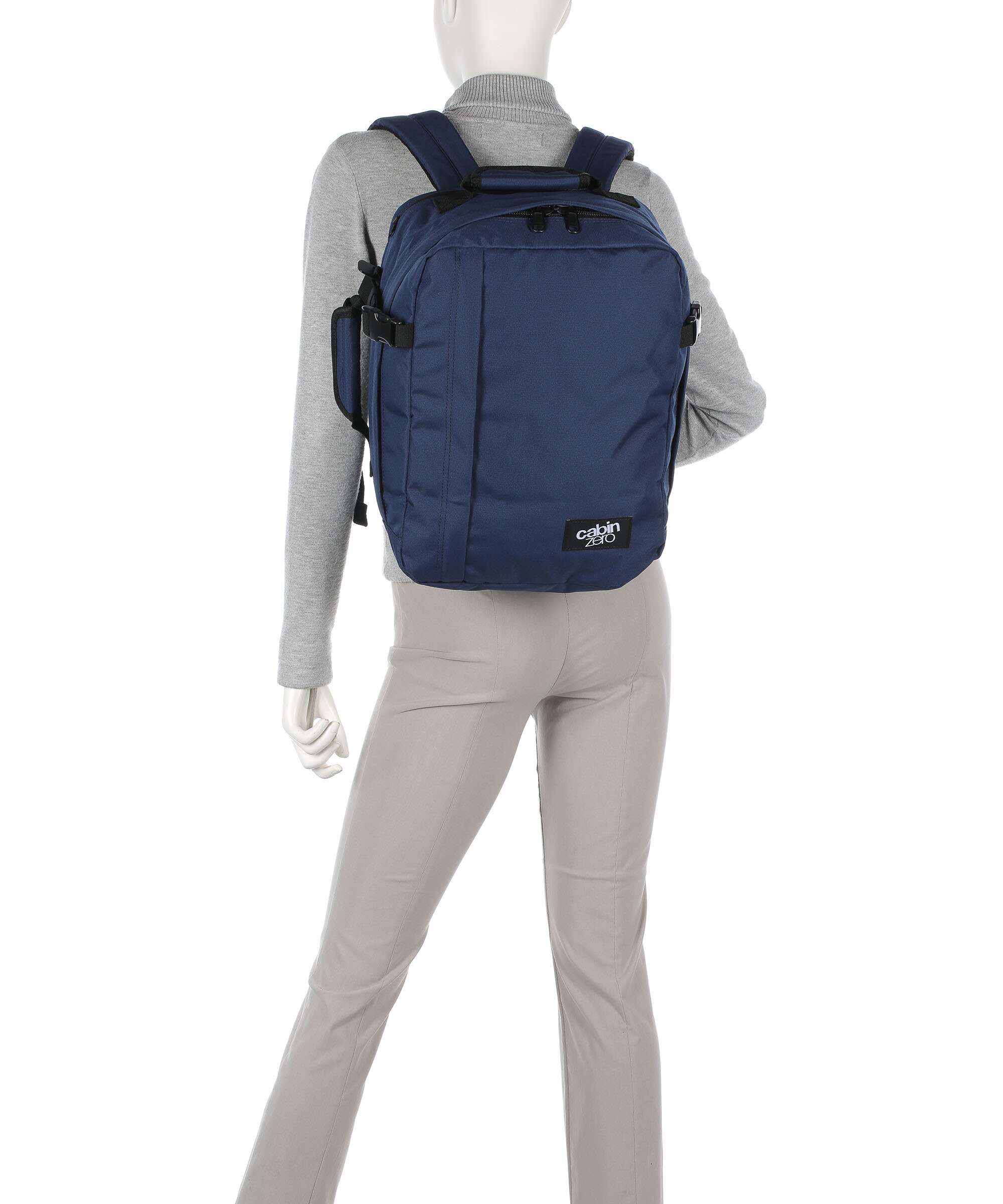Cabin Zero Classic 28 Laptop Backpack absolute black