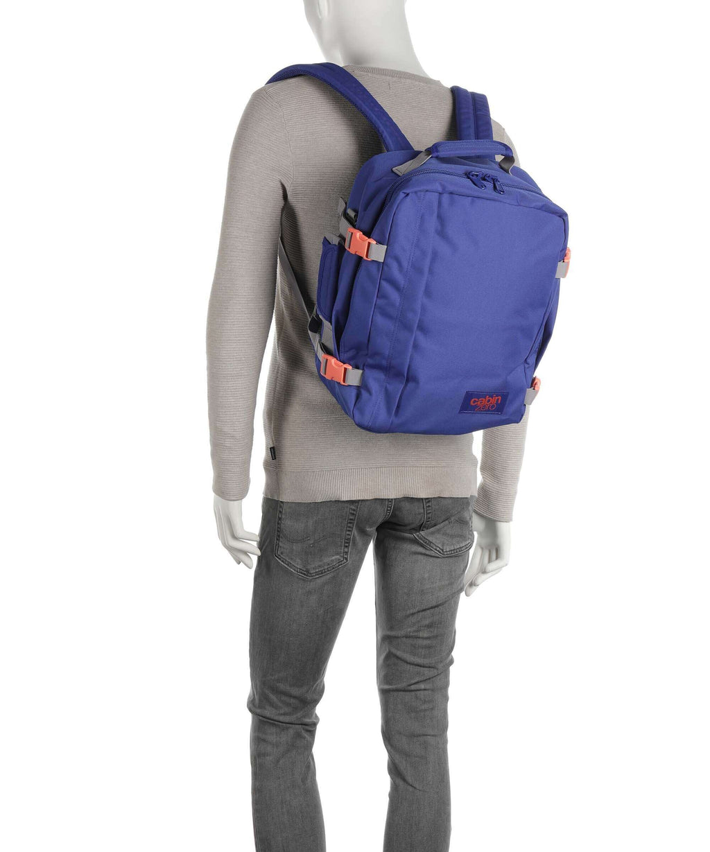 Cabin Zero Classic 28L Backpack miami magenta