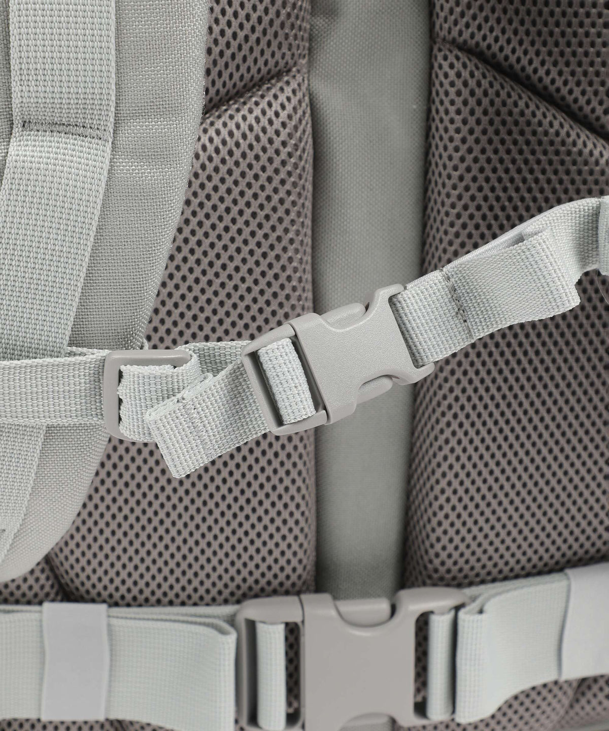 Cabin Zero Military 44 Travel backpack frosty morning