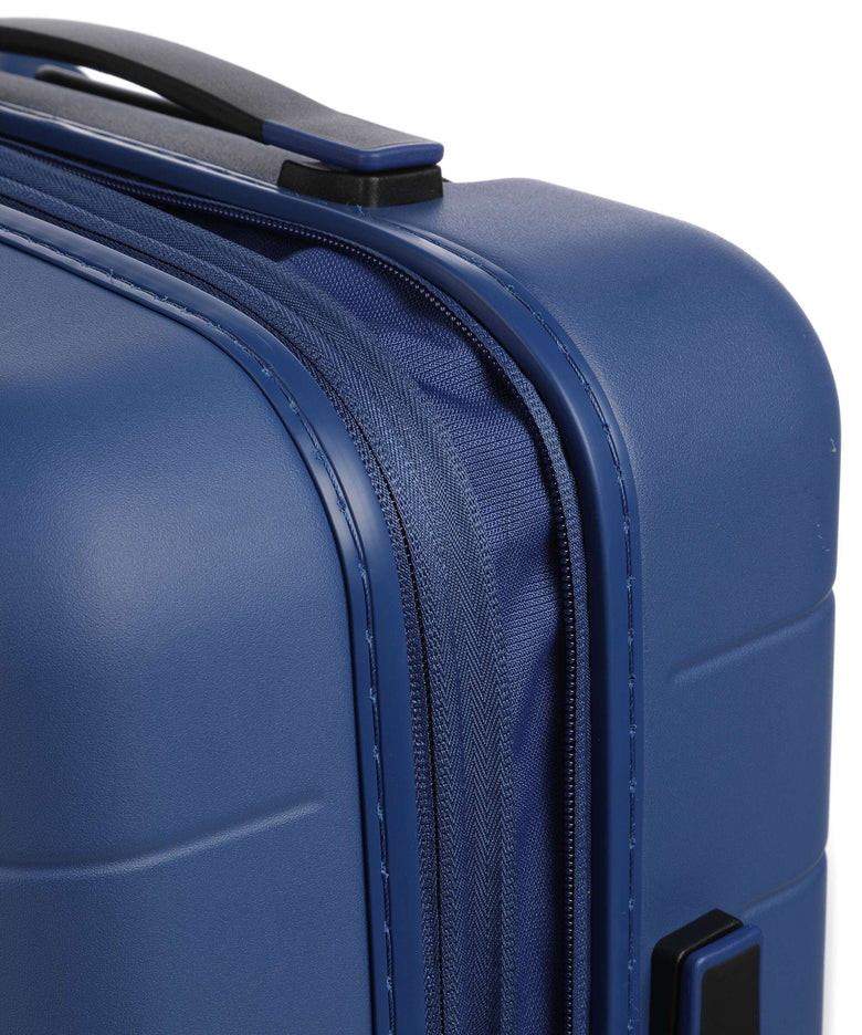 American Tourister Novastream Spinner (4 wheels) navy blue