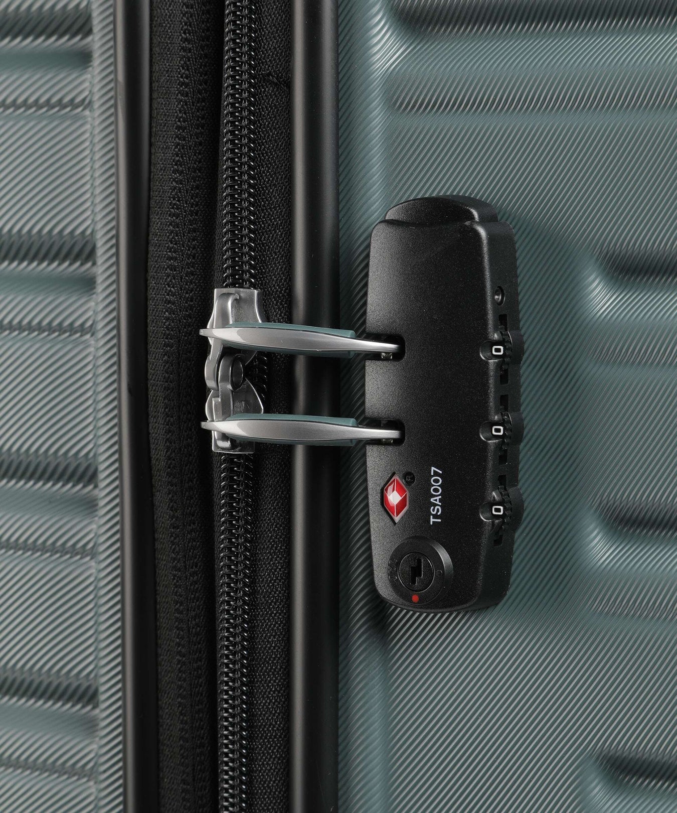 American Tourister Flashline Spinner (4 wheels) dark forest