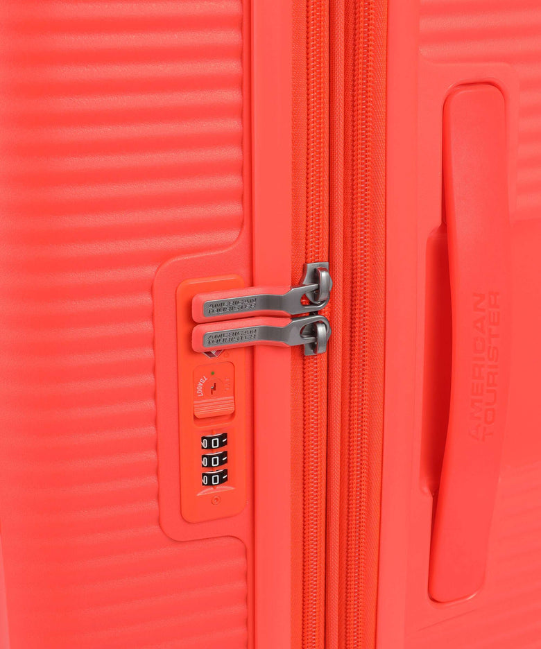 American Tourister Soundbox Spinner (4 wheels) neon orange