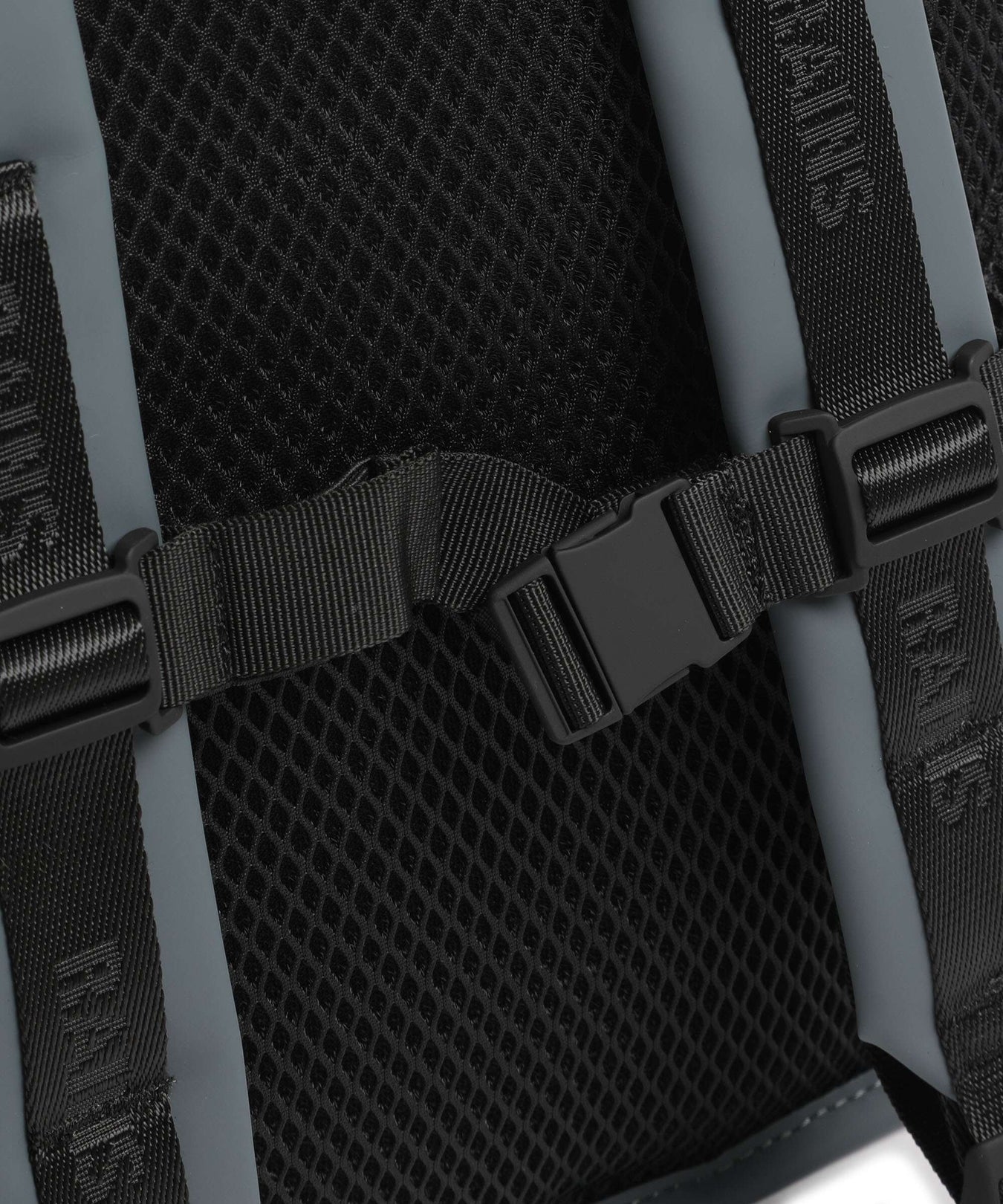 Rains Trail Rolltop backpack lagoon