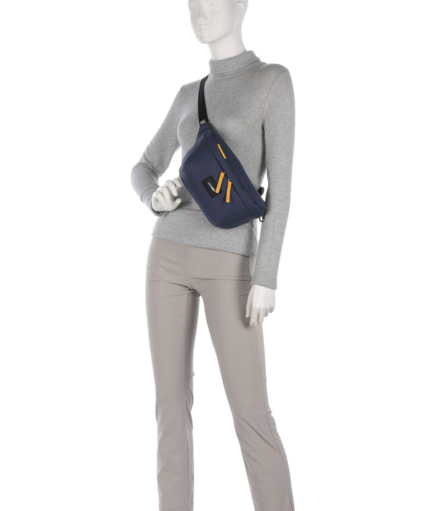 Pacsafe Go Fanny pack jet black