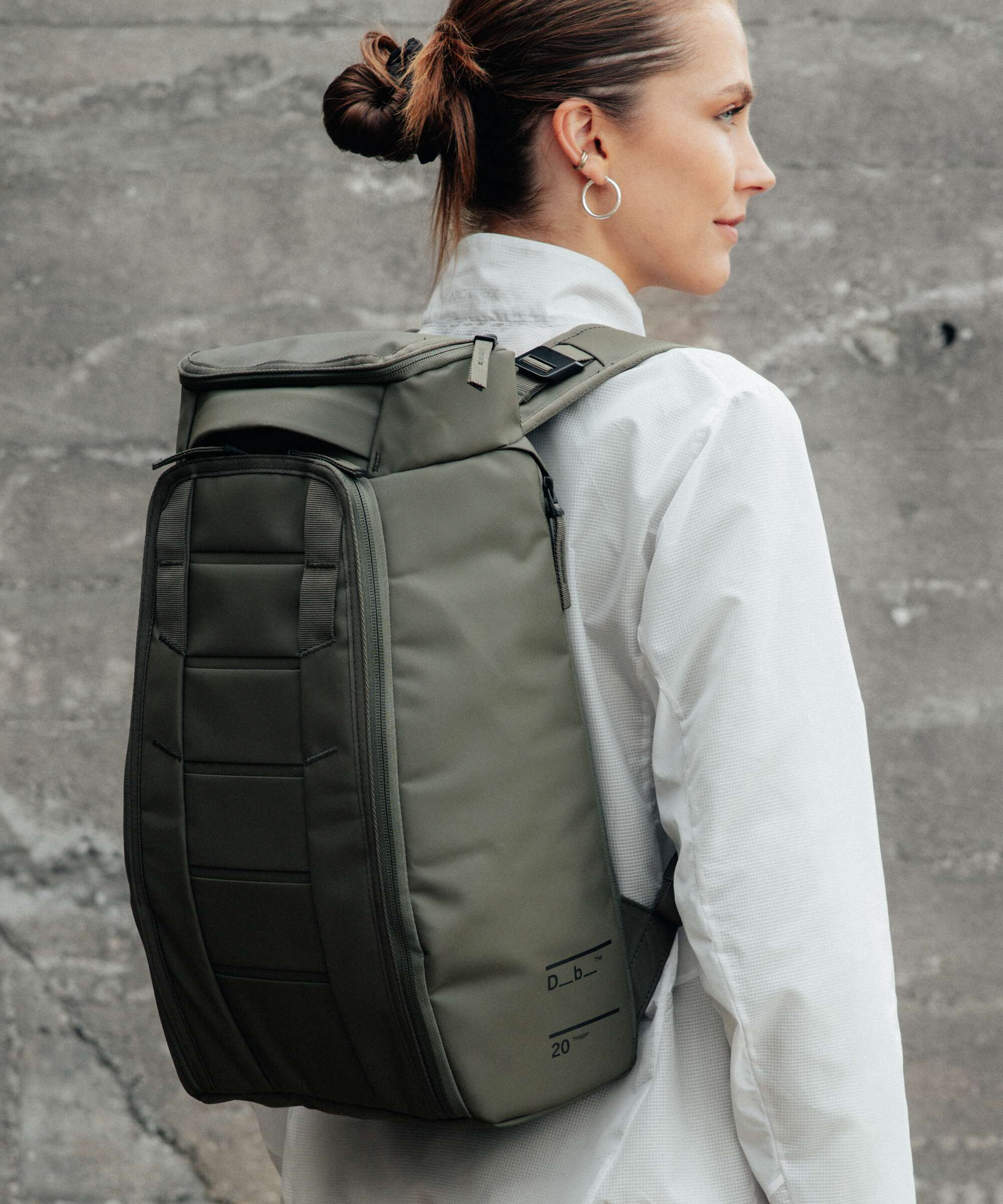 Db Hugger 20 Backpack fogbow beige