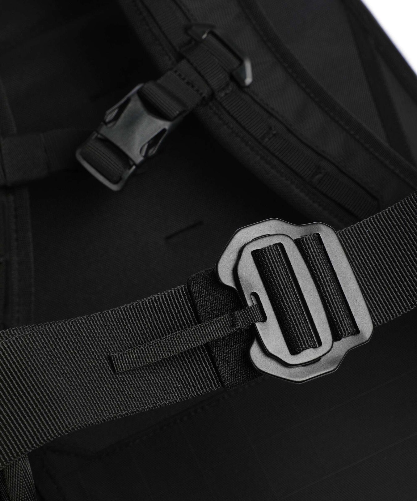 Db Backcountry 25 Backpack black out