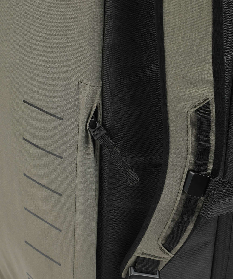 Db Roamer 70 Travel bag forest green