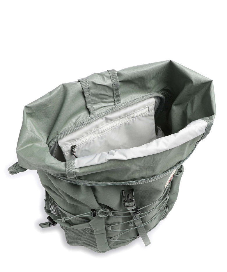 Fjällräven Abisko Hike Foldsack Hiking backpack patina green