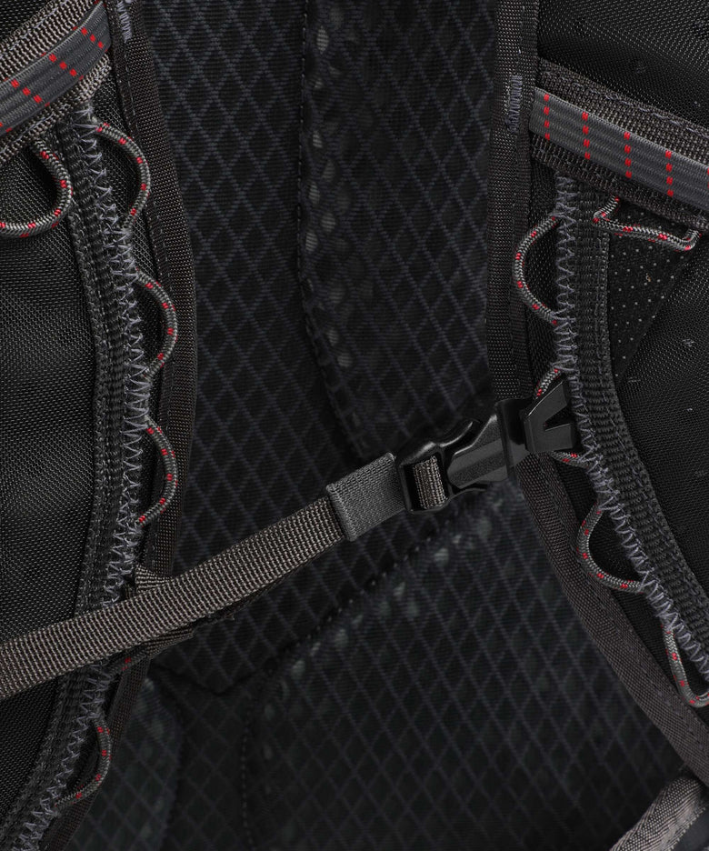 Klättermusen Gilling 26L Hiking backpack raven