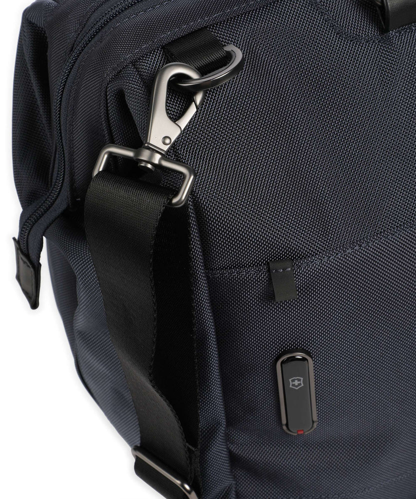 Victorinox Werks Traveler 7.0 Weekend bag navy blue