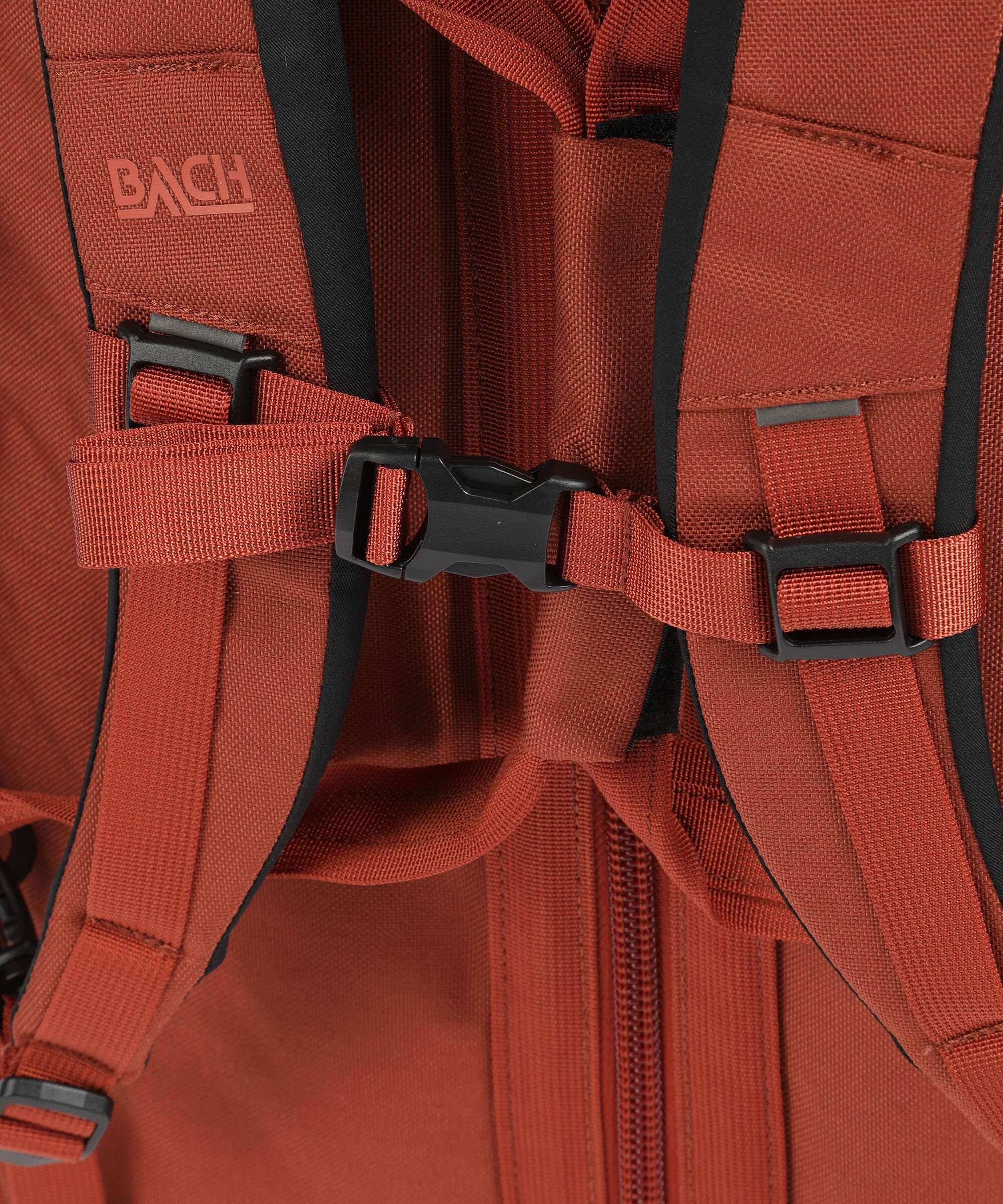 Bach Dr. Duffel 70 Travel bag picante red