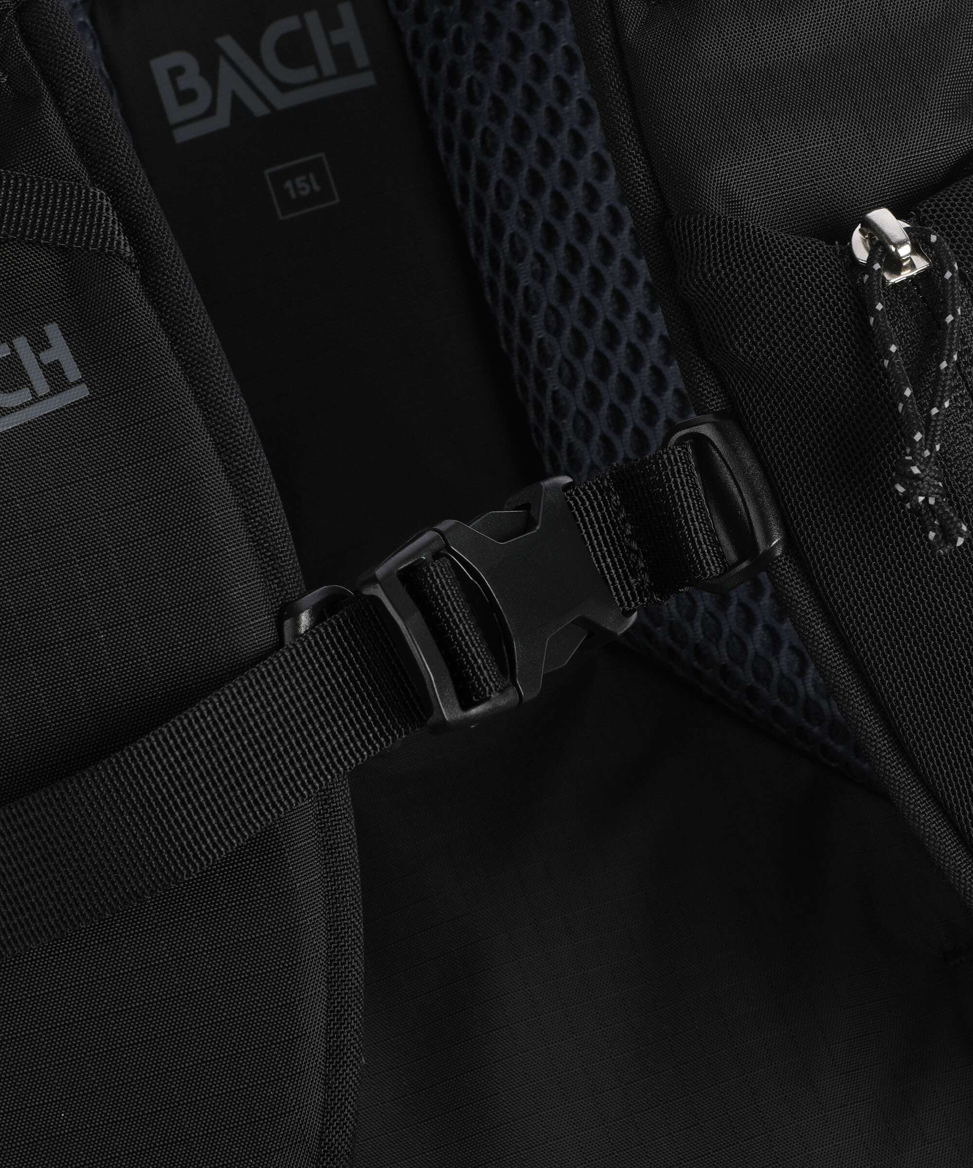 Bach Molecule 15 Hiking backpack black