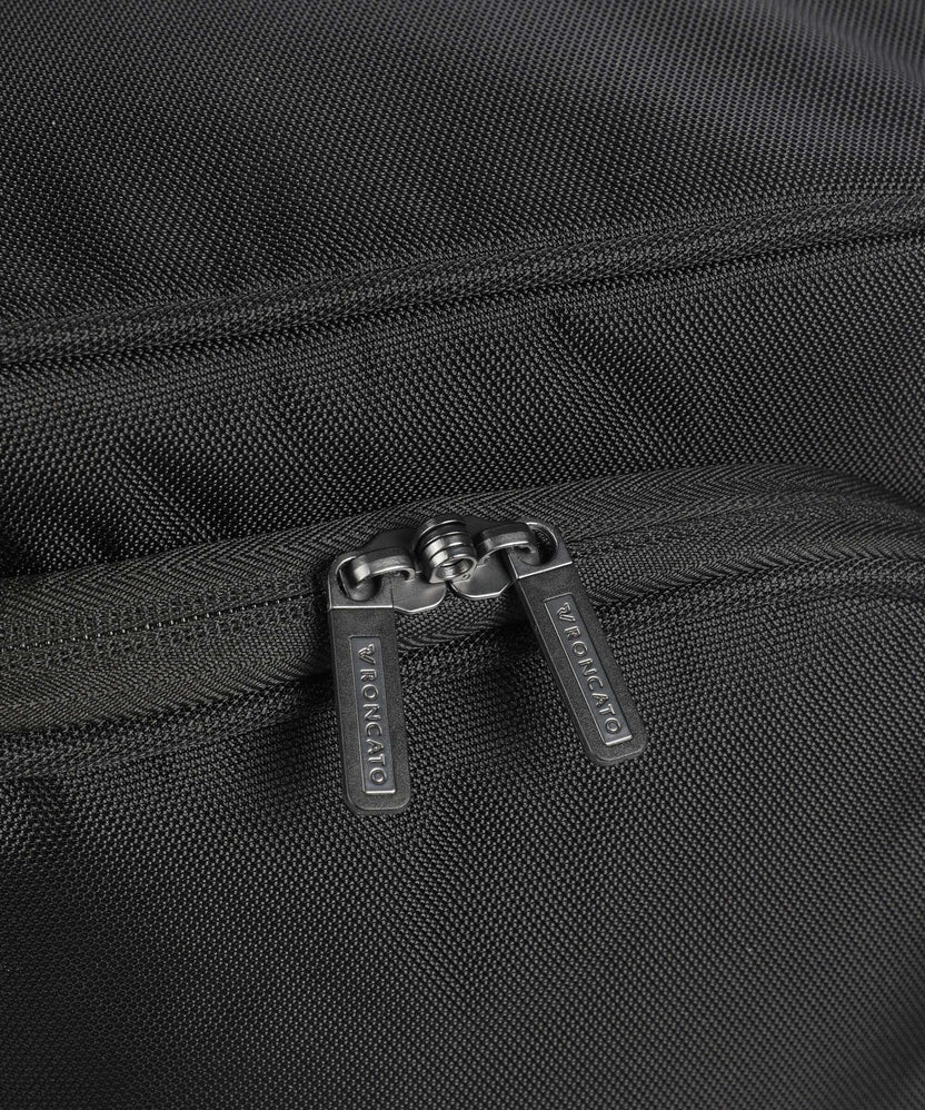 Roncato Gateway Travel bag with wheels black