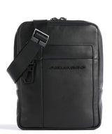 Piquadro Finn Crossover väska black