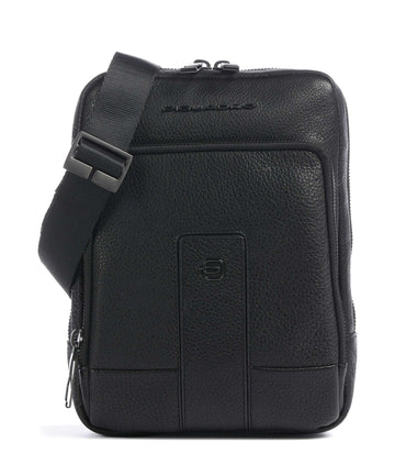 Piquadro Carl Crossover väska nero