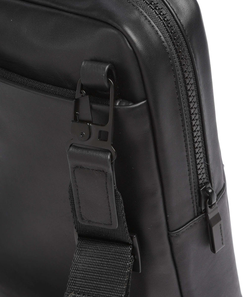 Piquadro Liko Crossbody bag nero