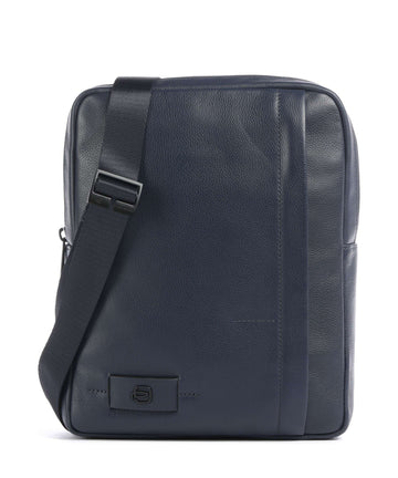 Piquadro W137 Crossover väska blu