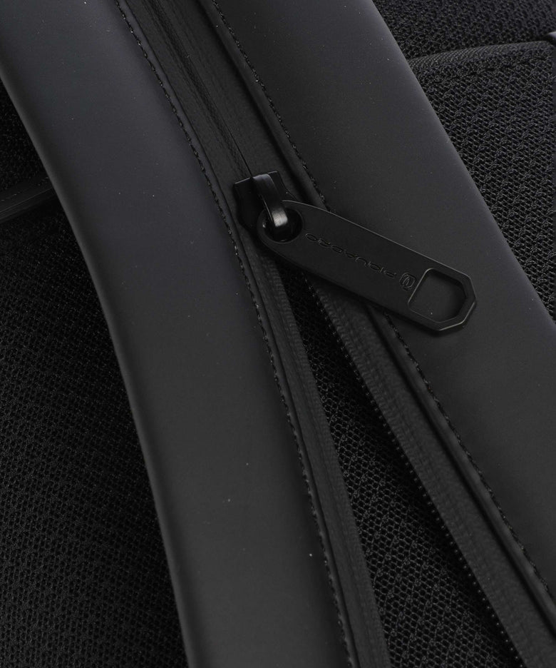 Piquadro Ducati C2OWD Sling bag nero