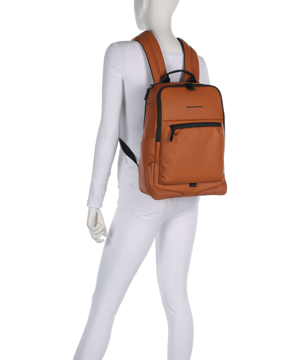 Piquadro Corner 2.0 Backpack cuoio