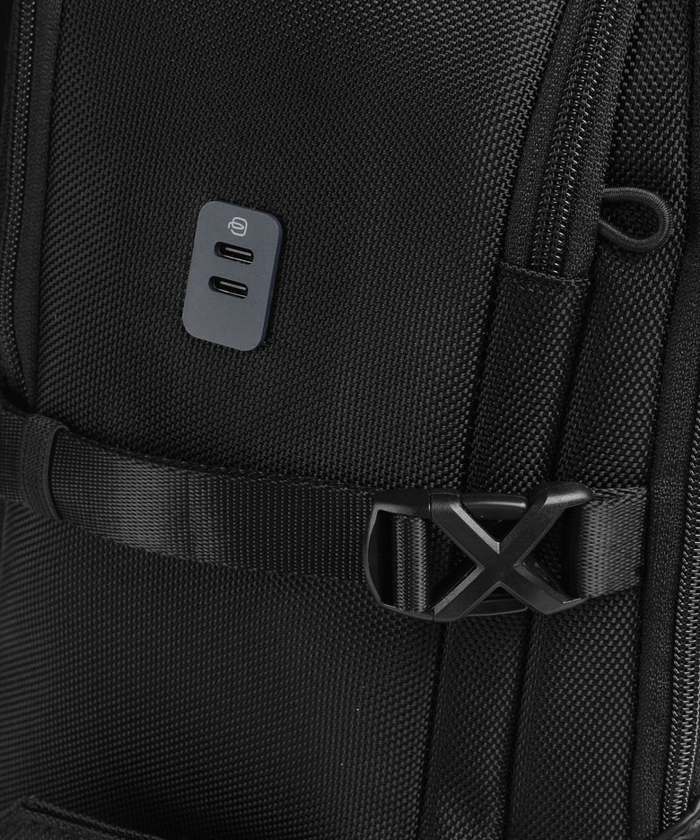 Piquadro Lyss Easyjet Travel backpack black