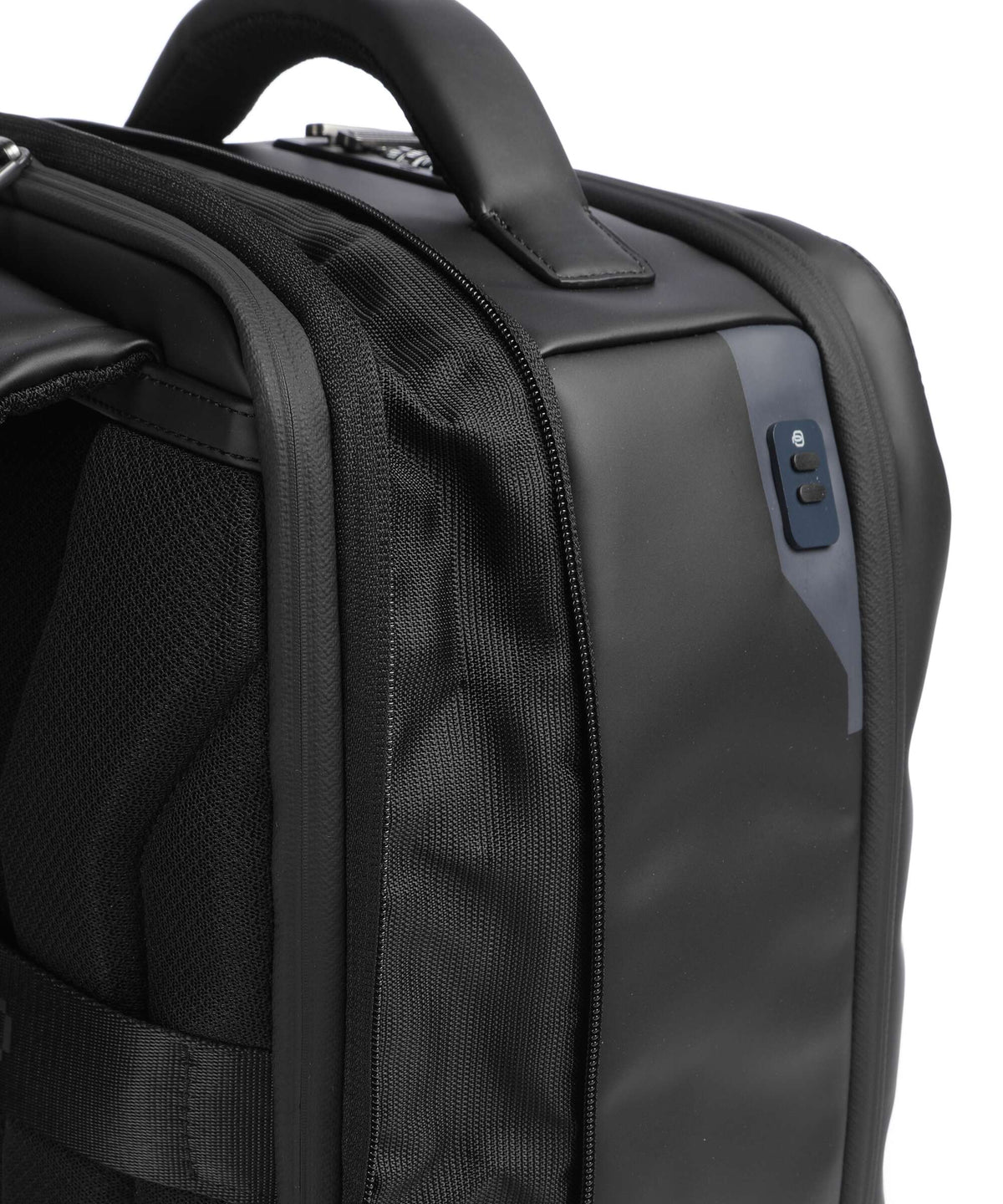 Piquadro Rover  30 Backpack black