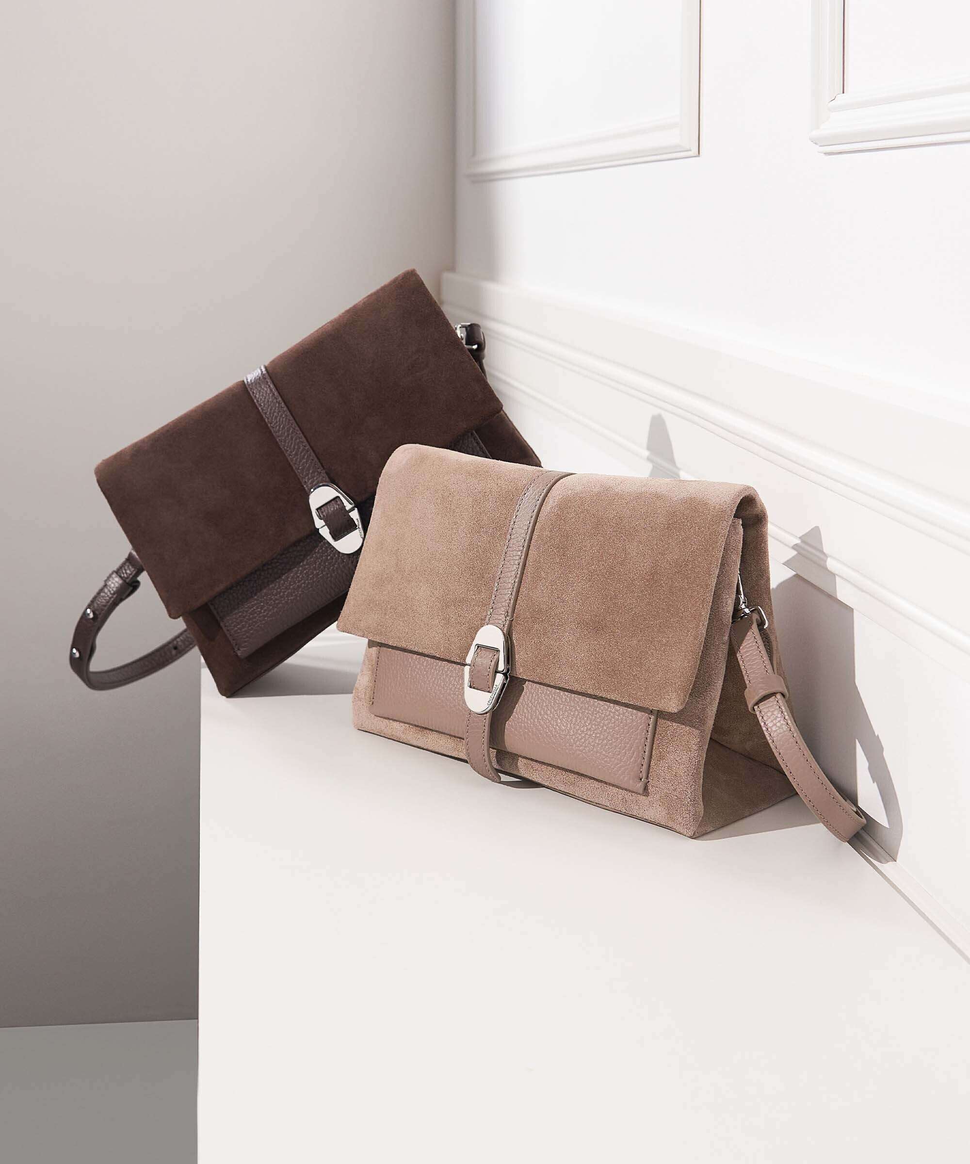 Coccinelle Dorian Shoulder bag fondant brown