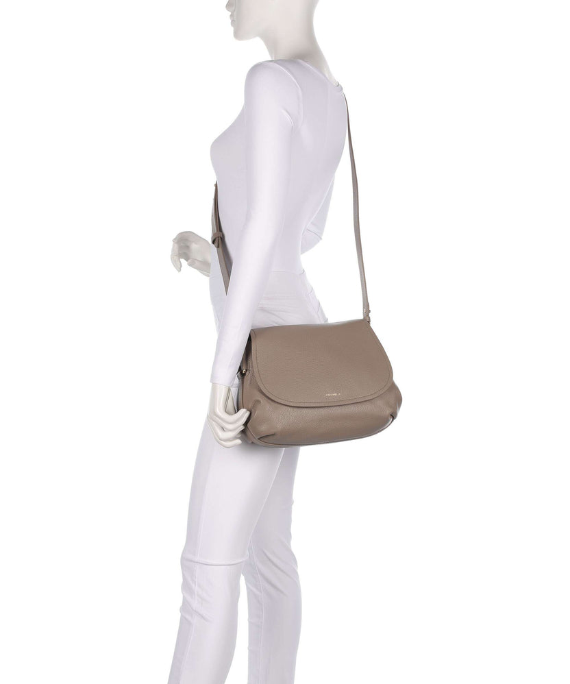 Coccinelle Rebekka Shoulder bag warm taupe