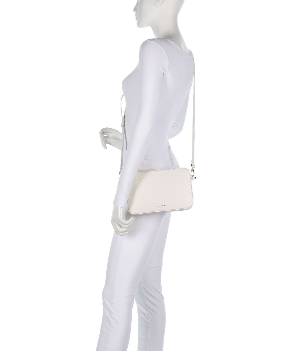 Coccinelle Tebe Shoulder bag pearl